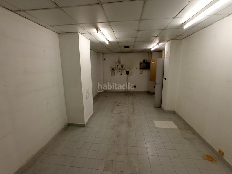 Foto e8b3c302-1e10-4bdd-a14c-e378822436af. Alquiler local comercial solvia inmobiliaria locales en Granada