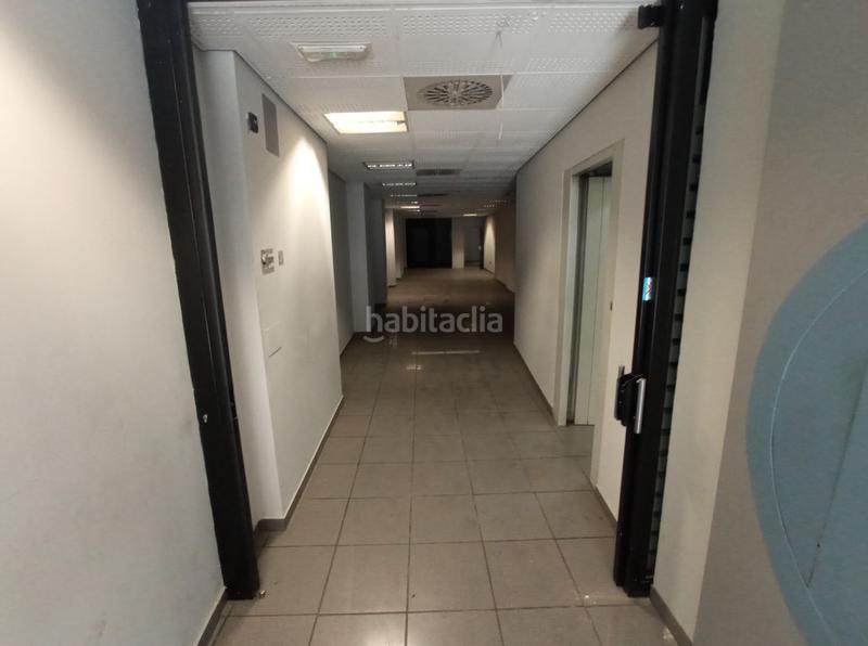 Foto 4b493200-fc57-4669-be35-38882ea95209. Lloguer local comercial a Fígares Granada