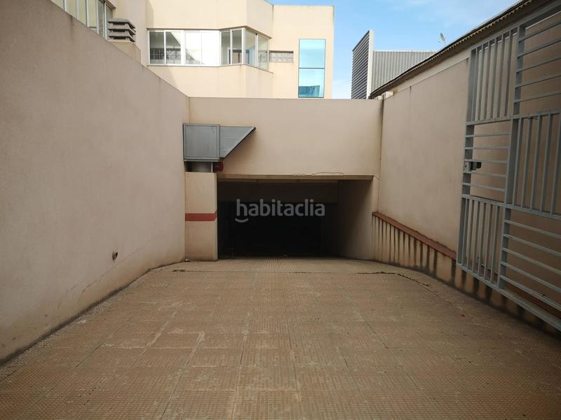 Foto fd95f11e-5ff4-4466-a8ae-df8e9ba0431c. Parking voiture dans Torre-Pacheco Torre - Pacheco