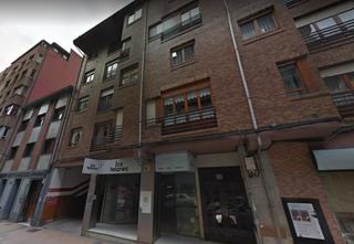 Local Comercial  Cl celestino cabeza nº 36. Solvia inmobiliaria  locales langreo