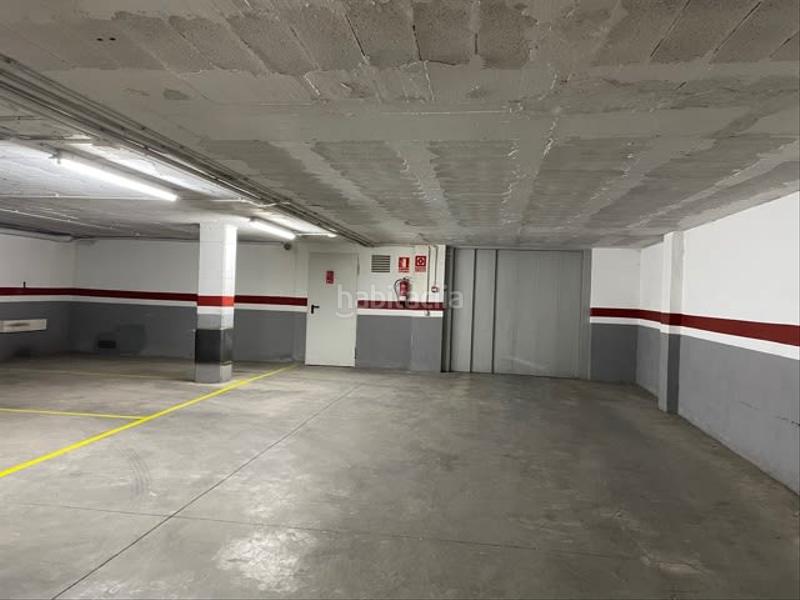 Foto 38a7c2f8-19ae-4388-b1e2-01039b58c52b. Car parking in Pueblo Benicarló