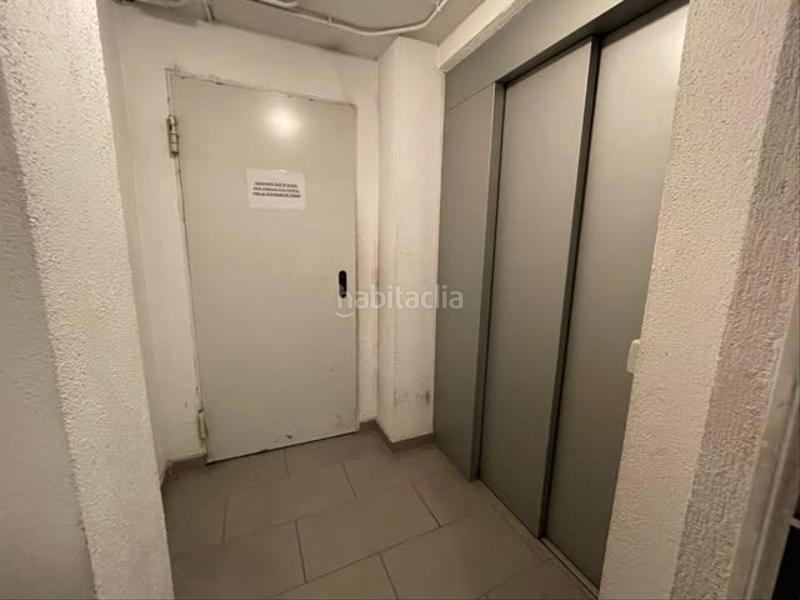 Foto c2bf5cec-df75-40db-a30f-2a3a149f4890. Car parking in Pueblo Benicarló