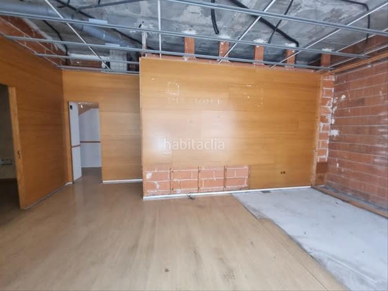 Foto 398e37da-7a9d-4ecf-9bd1-a4a05713542b. Local commercial dans Eixample Sud-Migdia Girona