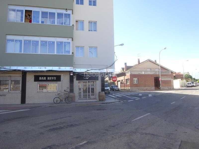 Foto 9a8ec96a-7ee2-4fae-9967-b31342e5b1ee. Local comercial a Lourdes Tudela