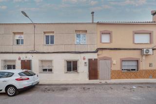 Maison jumelée  C/ maestro márquez. Solvia inmobiliaria  chalet adosado pilar de la horadada