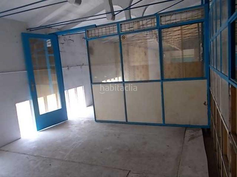 Foto f8d8c5a6-aa62-4e4a-8105-fc9d329c1cf9. Fabrikhalle in Navàs