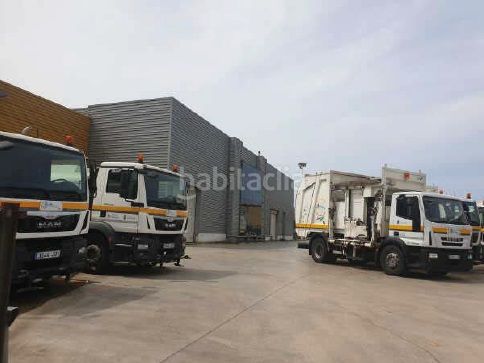 Foto d0db4d11-8a9a-4525-a64b-8dd24fe92366. Fabrikhalle in Peñacastillo - Nueva Montaña Santander