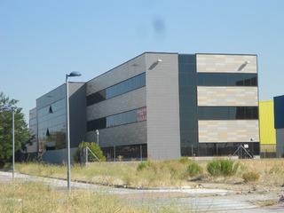 Lloguer Aparcament cotxe  Av vía láctea. Solvia inmobiliaria  garaje san fernando de henares
