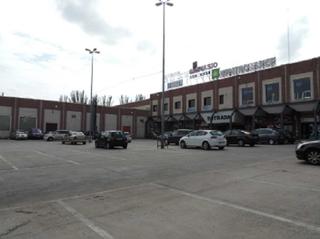 Local Comercial en C/ Jaén (CC Arce)