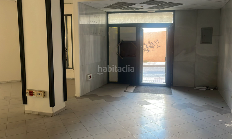 Foto 81988f51-a8c8-46a2-b997-f3c101f5733d. Alquiler local comercial solvia inmobiliaria locales en Bailén