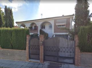 Maison jumelée  C/ encina. Solvia inmobiliaria  chalet adosado gójar
