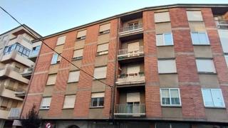 Appartement  C/ manuel quiroga. Solvia inmobiliaria  piso barco de valdeorras o