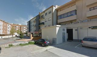 Aparcament cotxe  Pj carles bech nº 2. Solvia inmobiliaria  garaje bisbal dempordà la