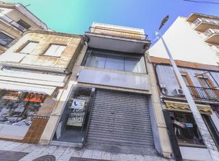 Local Comercial  C/ ricardo cabañero. Solvia inmobiliaria  locales puertollano