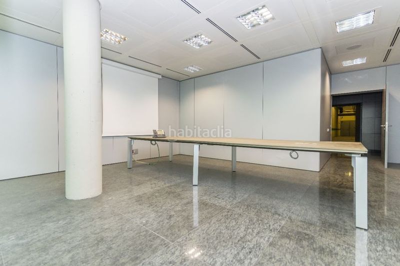 Foto 5123dd1c-85cc-4600-a1bd-32c613baa44c. Edificio solvia inmobiliaria edificio en Polígon Industrial Domenys Vilafranca del Penedès