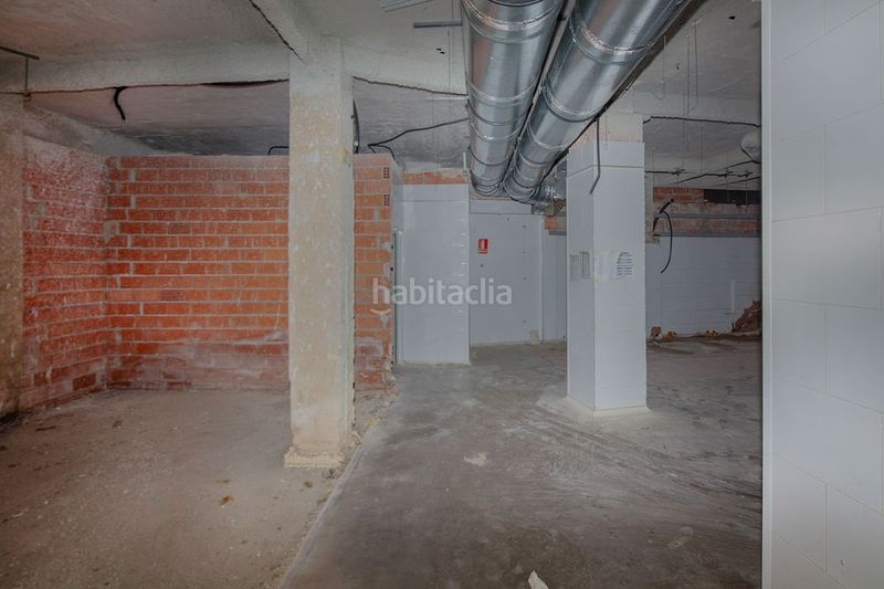Foto 5299f0a1-7a5d-4126-84c4-5c01a2201842. Local comercial a Buñol