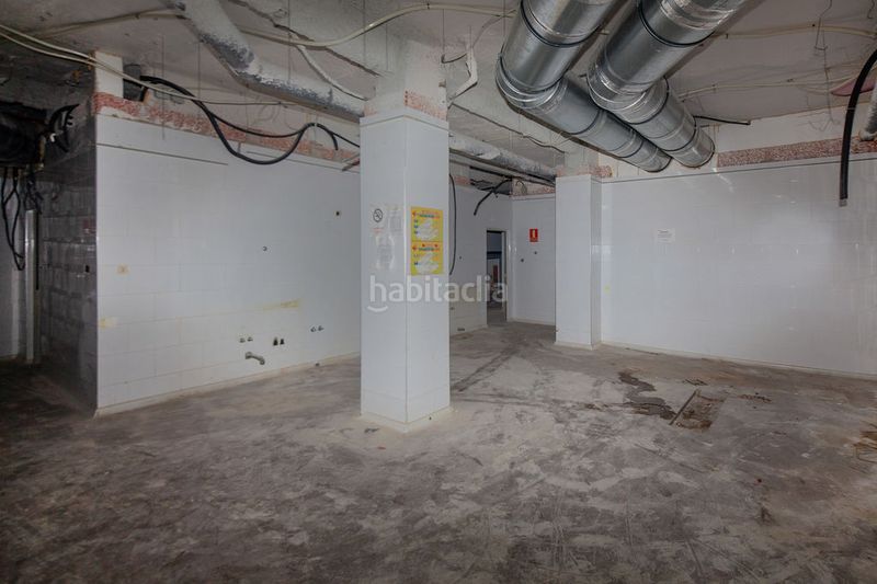 Foto 5da8d25f-f059-4000-ab47-ac876bd1ffdf. Local comercial a Buñol