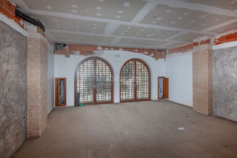 Foto f42f574d-5c91-4929-b277-a72250d054d6. Local comercial a Buñol