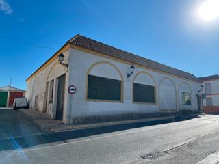 Aparcament cotxe  C/ hermanos machado. Solvia inmobiliaria  garaje olivares