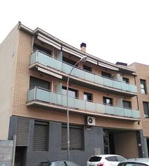 Appartement  C/ joan salvat i papasseit. Solvia inmobiliaria  piso sant boi de llobregat