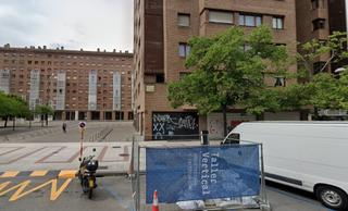 Miete Geschäftsraum  Av sancho el fuerte. Solvia inmobiliaria  locales pamplonairuña
