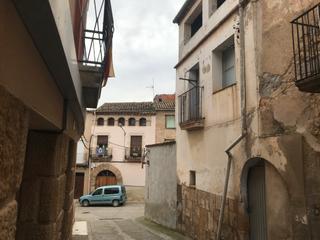 Casa aparellada  C/ la costa. Solvia inmobiliaria  chalet adosado granadella la