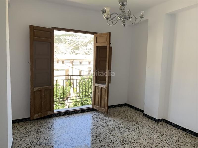 Foto 720c5cdd-1651-4fd5-954a-e6681763cb2e. Xalet a Alpujarra de la Sierra