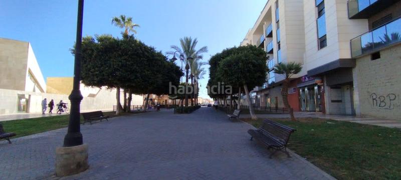 Foto 512e89e3-0bac-42fa-ae7d-a5c06d3794c5. Alquiler local comercial solvia inmobiliaria locales en Roquetas de Mar