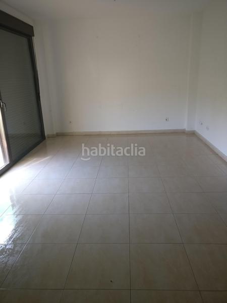 Foto f5534b42-8b02-4e93-8f98-87d127306eb5. Alquiler casa pareada solvia inmobiliaria chalet adosado en Cadreita