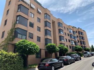 Aparcament cotxe  Manuel granero. Solvia inmobiliaria  garaje madrid