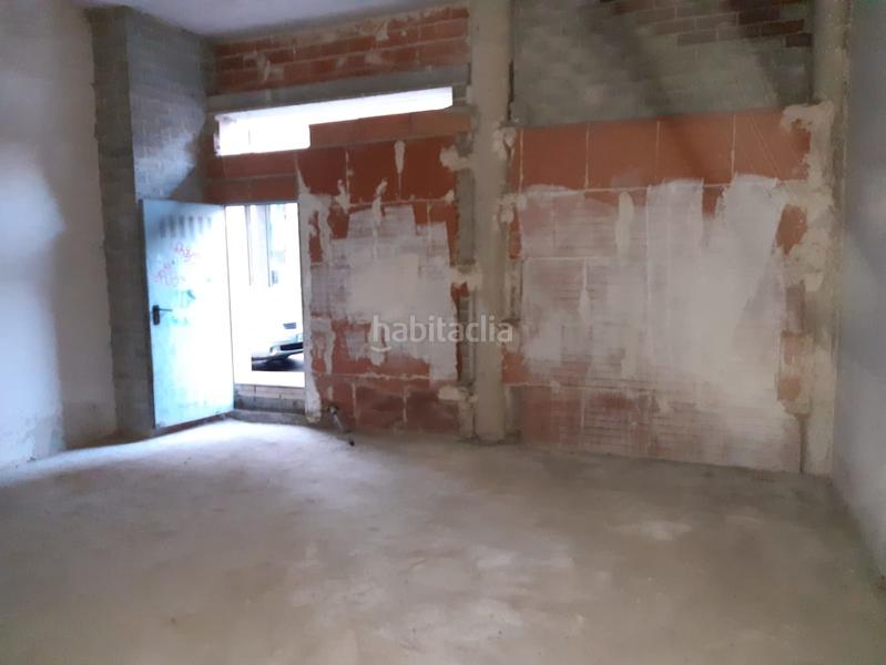 Foto 0a1b21ac-93fd-42d6-a64e-e38ce5bda9f3. Local comercial a Sant Vicenç dels Horts
