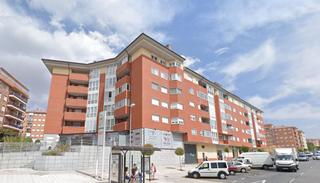 Aparcament cotxe  C/ agustín rodríguez sahagún. Solvia inmobiliaria  garaje ávila