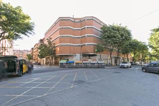 Lloguer Local Comercial  C/ rupert llado. Solvia inmobiliaria  locales sant feliu de llobregat