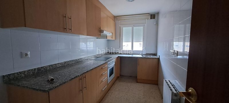 Foto 4d05b42c-a9c1-43c4-b87e-10664b516800. Pis a Llagostera