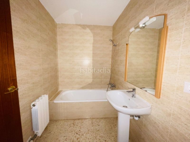 Foto ba424b87-8f74-4a47-8f54-2275f12f7fda. Pis a Llagostera