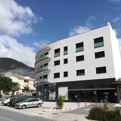 Local Comercial  Av andalucia. Solvia inmobiliaria  locales padul
