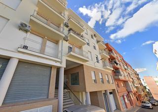 Local commercial  C/ leonardo bonet marzal. Solvia inmobiliaria  locales albaida