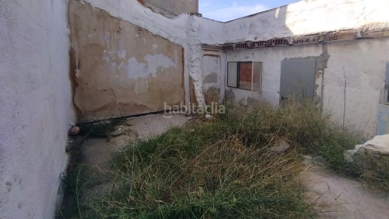 Foto d3f07c0a-fabd-47bc-a2e3-1654bb966977. Finca rústica solvia inmobiliaria terreno con edificación en Elda