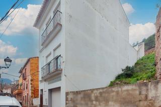 Chalet  C/ calvario. Solvia inmobiliaria  casa alfondeguilla