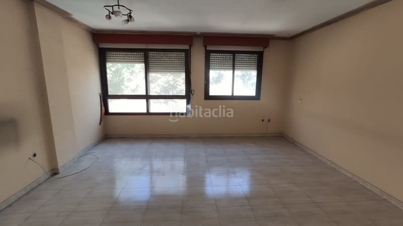 Foto e609e378-2320-4246-b2a6-3397095378c5. Pis a Parque Europa-Los Pitufos Pinto
