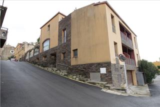Edifici  Pz esglessia. Solvia inmobiliaria  hotel garriguella