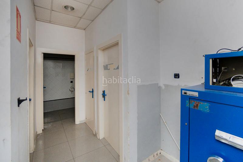 Foto 1b070d84-6fd9-450f-ab95-9c8da8ab104a. Lloguer local comercial a Maracena