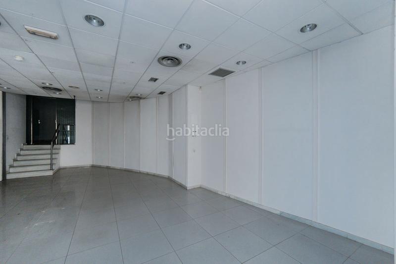 Foto f07c2b62-85be-4748-841a-1aab2237643e. Lloguer local comercial a Maracena