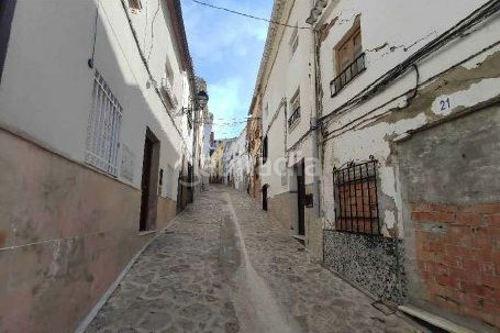 Foto 25ceff7e-ae9e-4b4b-87bd-6bb8c2ae97fc. Xalet a Baena