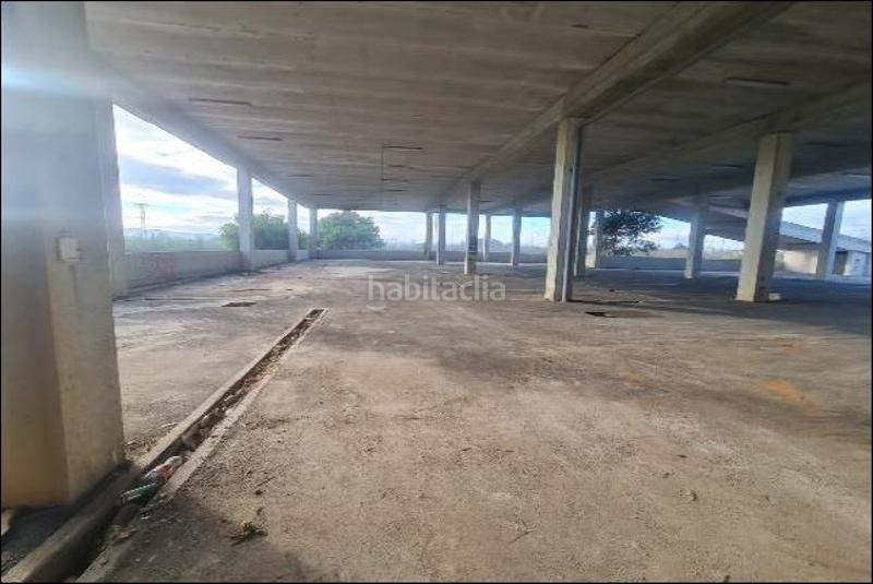 Foto f0ef07c3-ec96-4bdf-8574-9584a4943279. Bâtiment à usage industriel dans Piedrabuena