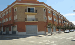 Aparcament cotxe  Buscaita. Solvia inmobiliaria  garaje monserrat