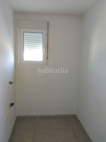 Foto 65d337ba-3448-4784-9cee-6ab914d983b8. Casa aparellada a Poblets (els)