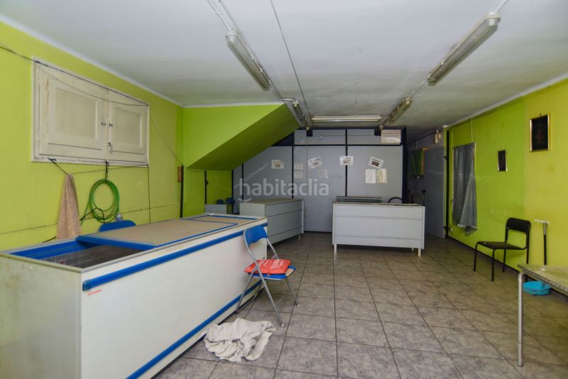 Foto fe0a6195-114e-4a3d-82fc-22fbc0f834a7. Local comercial a Canet de Mar