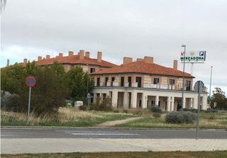 Location Local commercial  C/ patrimonio mundial. Solvia inmobiliaria  locales aranjuez
