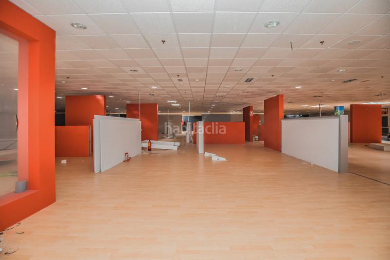 Foto ec458df5-8085-44b2-a1a0-25e64338e4a4. Bâtiment à usage industriel dans Zona Rural Ávila